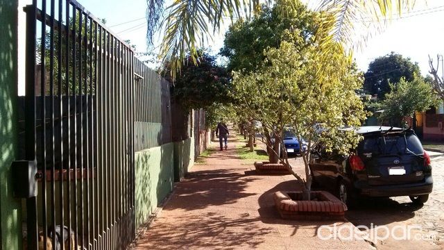 CASA EN VENTA. BARRIO CIUDAD NUEVA, ENCARNACIÓN — foto 2