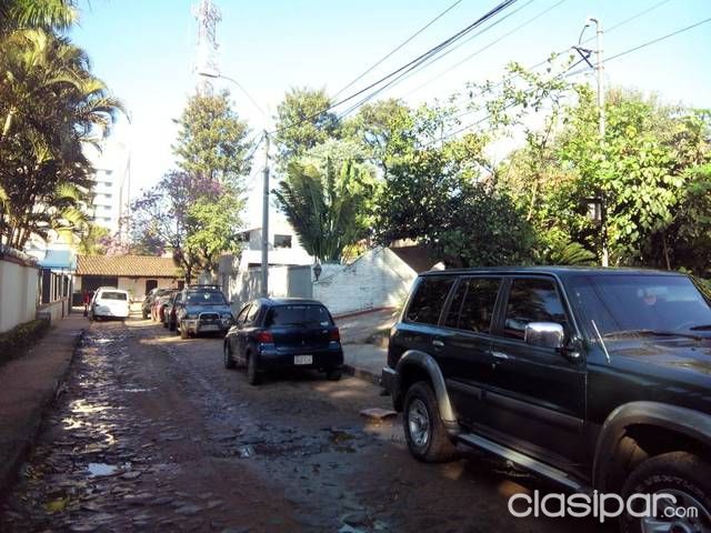 Para inversionitas vendo casa zona shoping del sol — foto 3