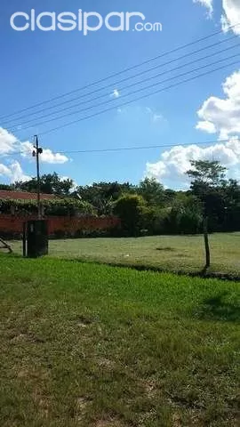 EN CENTRO DE LUQUE VENDO 1.777 m2. COMO CINCO TERRENOS AL PRECIO DE TRES. BARRIO BELLA VISTA LUQUE — foto 3