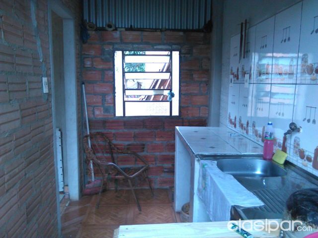 vendo tinglado en minga guazu en la entrada del cementerio — foto 2