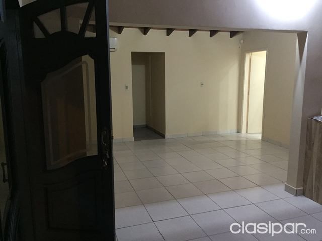 VENDO HERMOSA Y AMPLIA RESIDENCIA EN LAMBARE — foto 2
