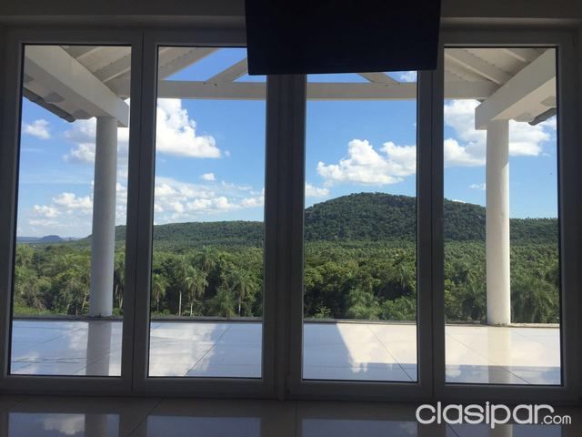 VENDO MODERNA RESIDENCIA EN CAACUPE - 4.5 HECTAREAS — foto 2