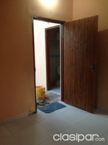 alquilo Casa Aregua Yukyry — foto 2