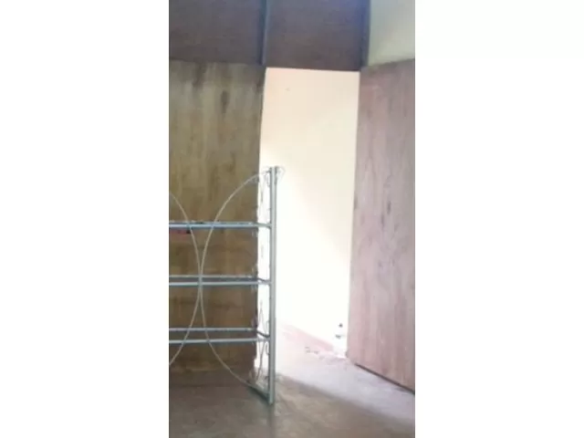 Salón para oficinas o negocios bien amplió y seguro — foto 3