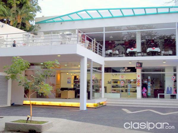 VILLA MORRA: EXCELENTE LUGAR PARA LOCALES GASTRONOMICOS, COMIDAS RAPIDAS, HELADERÍAS. — foto 2