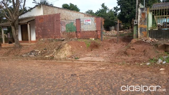 Vendo terreno 10.5 X 55m, en Salto del Guaira, a dos cuadras de av. Paraguay, valor 30.000 $ — foto 2