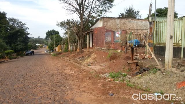 Vendo terreno 10.5 X 55m, en Salto del Guaira, a dos cuadras de av. Paraguay, valor 30.000 $ — foto 3