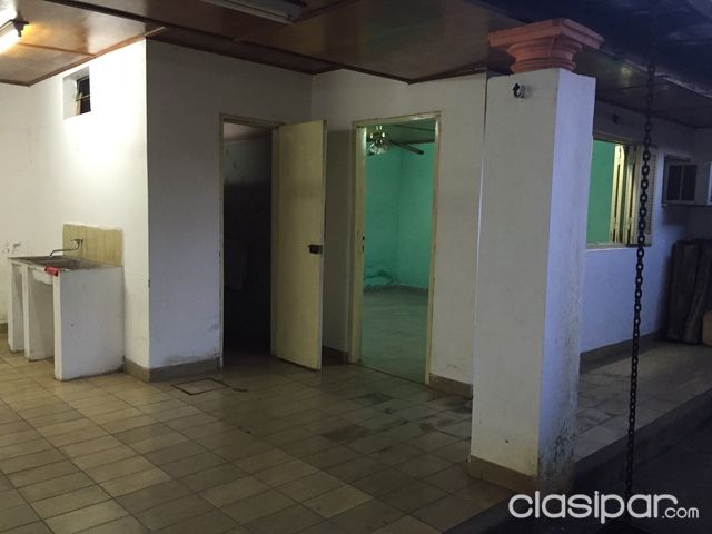 Amplia pieza y amplio salón anexo — foto 3