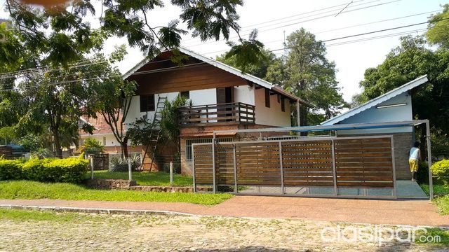 VENDO RESIDENCIA ZONA YACHT Y GOLF CLUB SOBRE AVDA. PASEO DEL YACHT Y DEFENSA NACIONAL (FRENTE A VERANDA) — foto 2