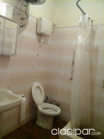 Alquilo departamento zona Siria y Gral Santos — foto 3