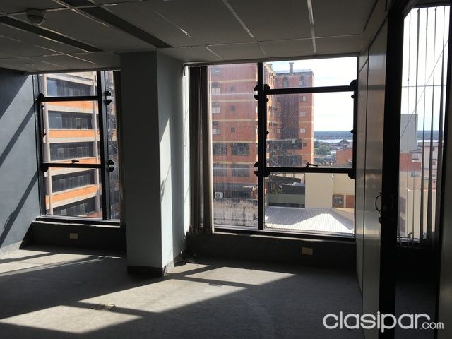 Vendo Semipiso en Edificio Capital ideal para Empresas — foto 2