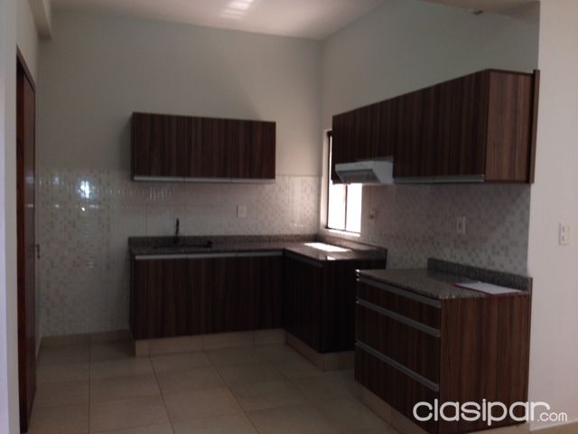VENDO HERMOSO DUPLEX EN SAJONIA, CERCANIAS ARELLANO Y CARLOS ANTONIO LOPEZ!!! — foto 2