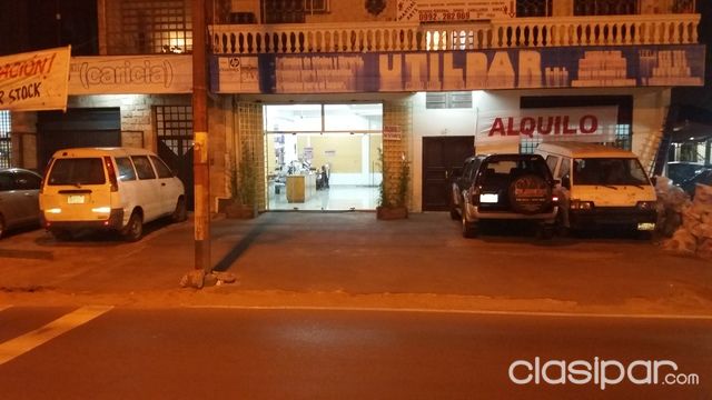 ALQUILO SOBRE AV MCAL LOPEZ SALON COMERCIAL — foto 2