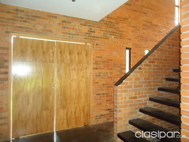 CASA EN BA CERRADO ALTO LOS LAURELES — foto 2