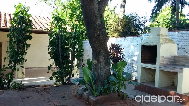 SAN LORENZO ZONA COLEGIO SAN SEBASTIAN Y CCPA PROPIETARIA VENDE HERMOSA PROPIEDAD — foto 2
