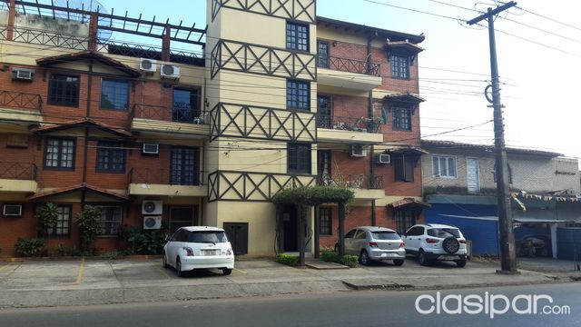 Dpto en el Edificio Los Duques, Fdo. Z. Sur — foto 2