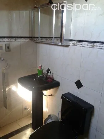 VENDO CASA EN SAJONIA, ESQUINA A SEIS CUADRAS DEL PALACIO DE JUSTICIA — foto 3