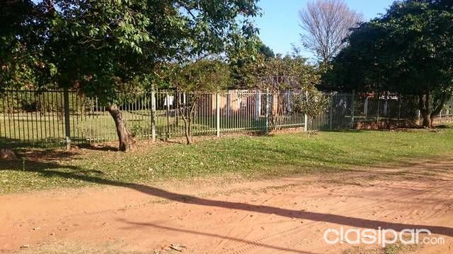 4 terrenos juntos y una casa — foto 2