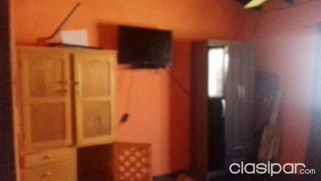Vendo casa.Atras de la Esc Herman Gmeiner — foto 2
