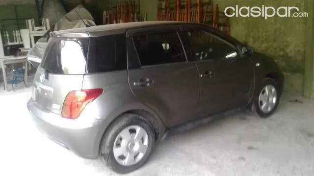Toyota Ist 2004 - foto 2