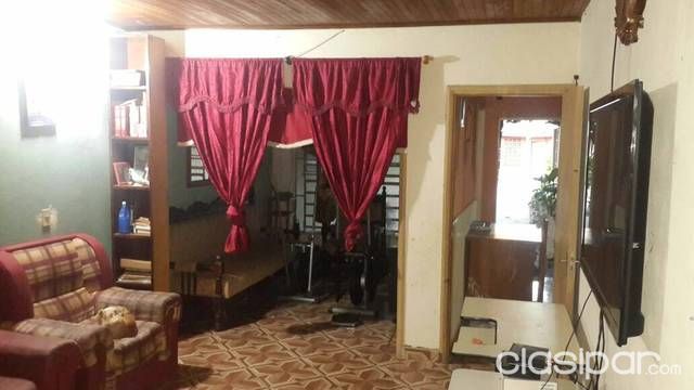 VENDO CASA FRENTE AL COLEGIO FRANCES — foto 3