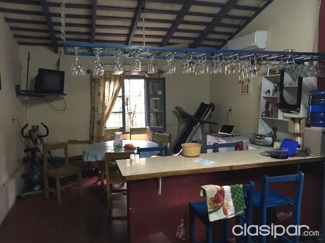 Vendo Amplia Casa toda en Planta Baja - Zona Mburucuya — foto 3