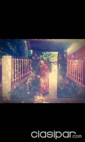 IMPERDIBLE CASA EN SAN LORENZO — foto 3