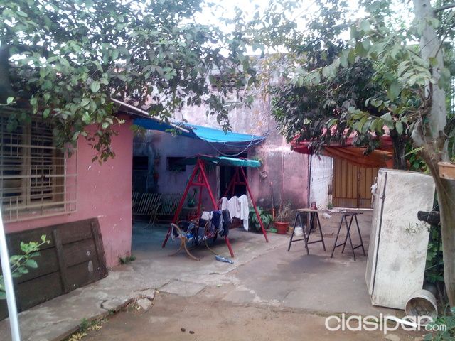 VENDO CASA CON SALONES COMERCIALES BARRIO SAN PABLO ASUNCION ESPECIAL PARA INVERCIONISTAS — foto 2