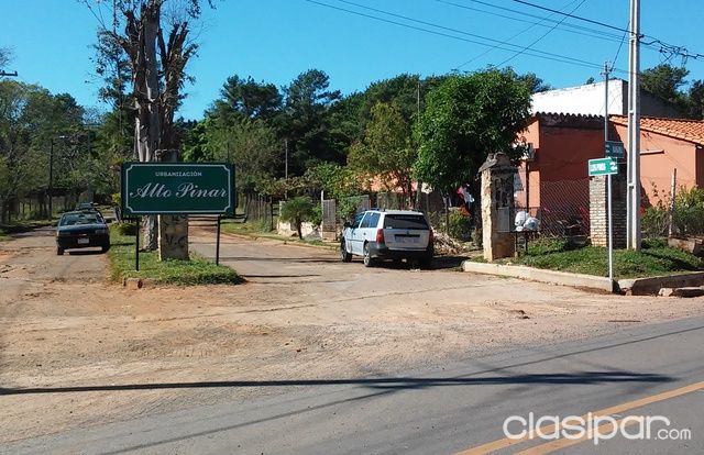 Vendo terrenos en Urbanización Alto Pinar, Laurelty, Luque — foto 2