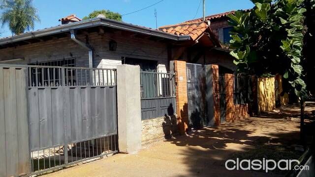 VENDO CASA A 3 CUADRAA DE AVDA FDO DE LA MORA — foto 2