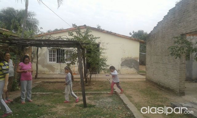 VENDO CASA EN MARIANO ROQUE ALONSO BARRIO SAN LUIS LA QUERENCIA — foto 2