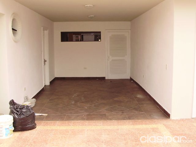 Hermosa casa en barrio Virgen del Huerto - Zona Universidad Americana — foto 3