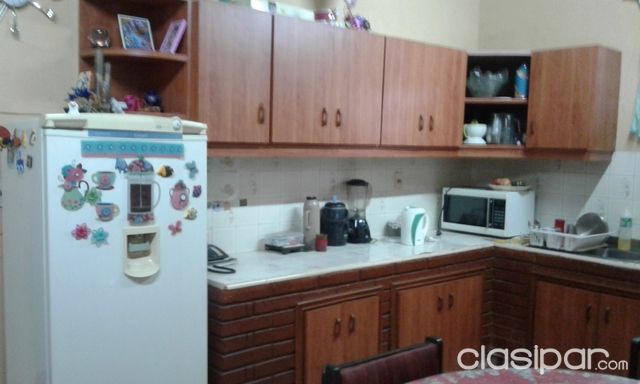 VENDO CASA AMURALLADA EN BO MOLINO (LUQUE) — foto 3