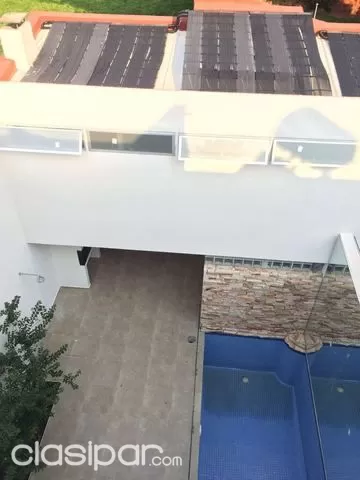 Casa moderna de primer nivel completamente INTELIGENTE (3 Dorm) en Barrio Mburucuya — foto 3
