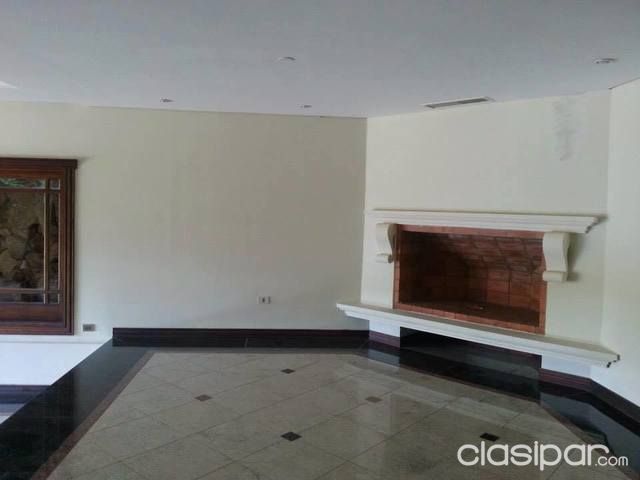 VENDO O ALQUILO HERMOSA RESIDENCIA BARRIO CARMELITAS — foto 2