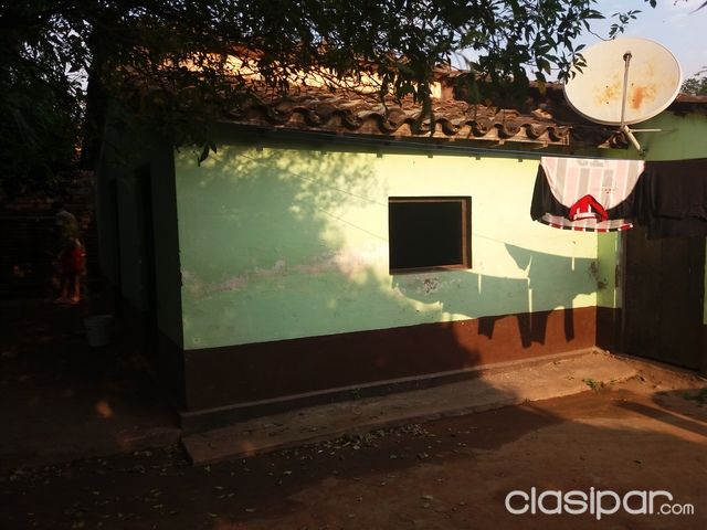 Super Oferta!!!!!!!!!!Una casa ubicada en pleno centro del barrio Santa Rosa De Lambare. — foto 2