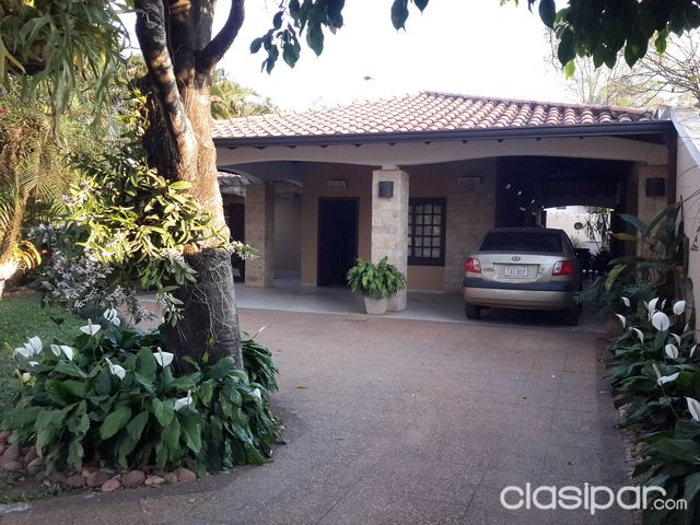 VENDO CASA EN MARIANO ROQUE ALONSO EXCELENTE UBICACIÓN!!!!! — foto 2