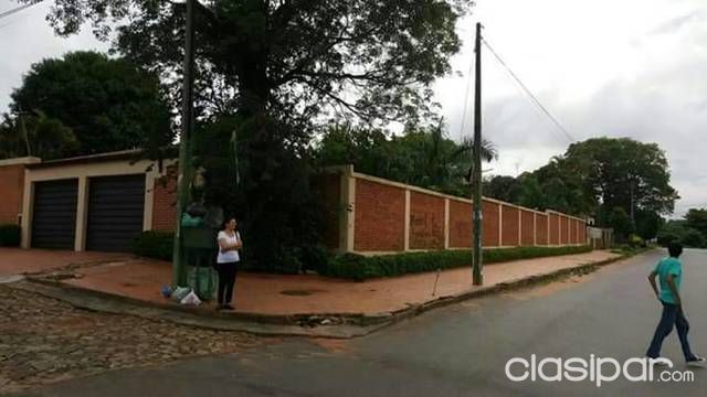 OFERTA CASA CON 4 TERRENOS EN LAMBARE — foto 2