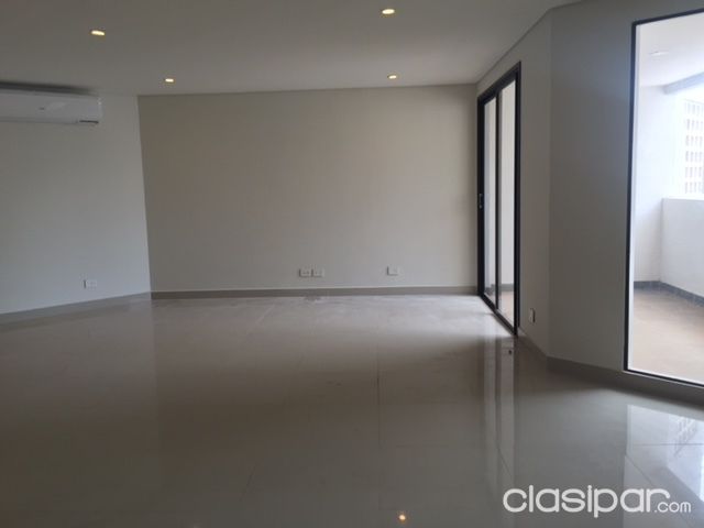 ESTRENAR!!!! UN CHICHE. zona shop. PINEDO — foto 3