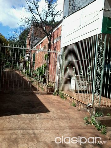 VENDO CASA, TERRENO 700 m2 — foto 3