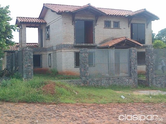 RESIDENCIA A TERMINAR EN SAN LORENZO — foto 3