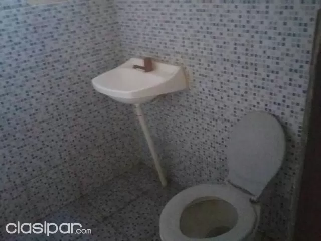 Vendo En Luque Una Casa De 2habitaciones Zona 3 De Mayo — foto 3