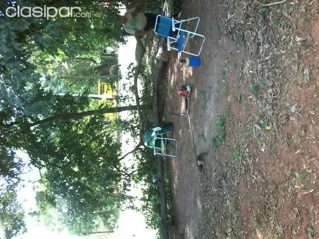 Aregua, Zona Galeria Guggiari, Esqina, Sobre Asfaltom — foto 2