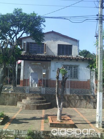 Vendo Hermosa Casa de 2 Plantas, cercanías del Colegio Andres Delmas en Lambare. — foto 3