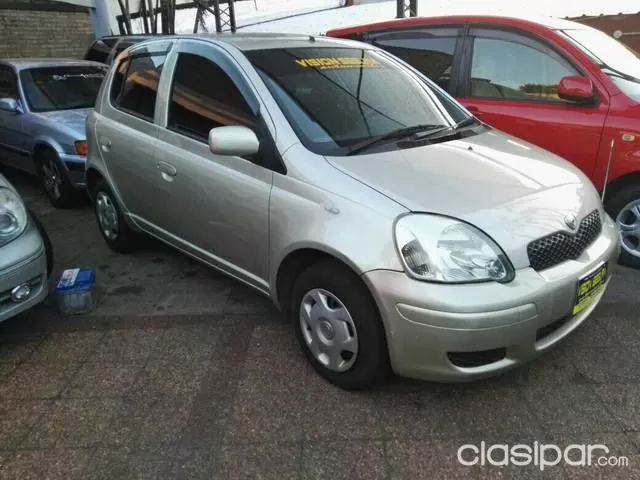 Toyota Vitz 2003 — foto 4