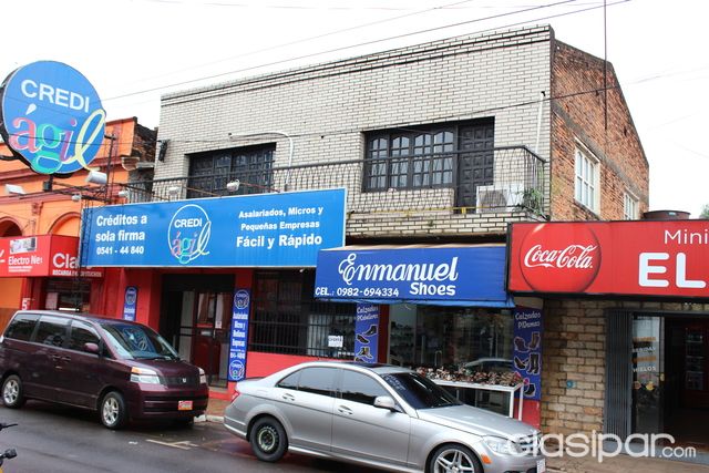 VENDO HERMOSO LOCAL CÉNTRICO EN VILLARRICA — foto 3