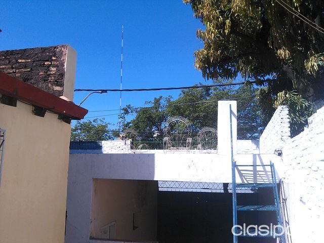 VENDO casa sobre una Avenida Importante!! — foto 2