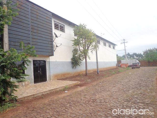TINGLADO CON OFICINA Y 02 APARTAMENTOS EN VENTA - BARRIO LAS MERCEDES - CIUDAD DEL ESTE - ALTO PARANÁ - PARAGUAY. — foto 3