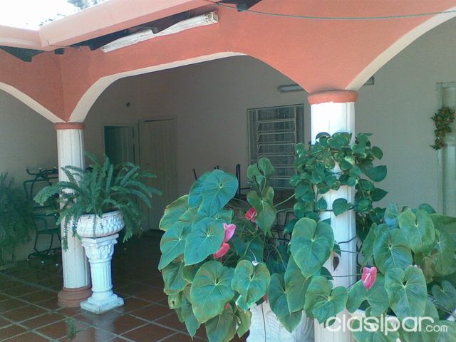 REGALO RESIDENCIA EN CAAGUAZU EN ZONA TRANQUILA — foto 3