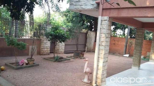 VENDO CASA DE TRES PLANTAS — foto 3